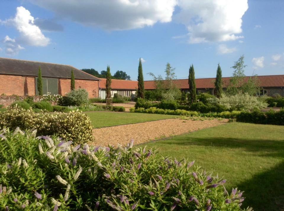 Lackford Lakes Barns Flempton Exterior foto